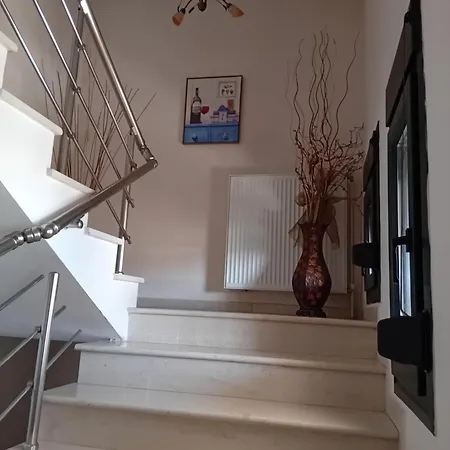 Сasa de vacaciones Παλατι Λευκοβρυση 3*